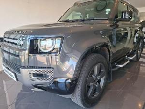 Land Rover Defender 110 D250 X-Dynamic SE - Image 15