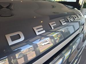 Land Rover Defender 110 D250 X-Dynamic SE - Image 18