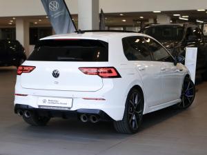 Volkswagen Golf R - Image 11