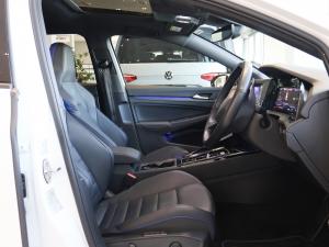 Volkswagen Golf R - Image 17