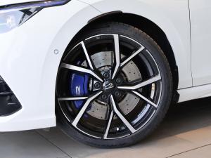 Volkswagen Golf R - Image 5