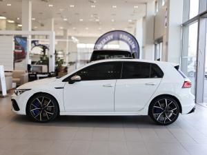 Volkswagen Golf R - Image 7