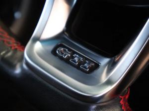 Volkswagen Golf GTI - Image 20