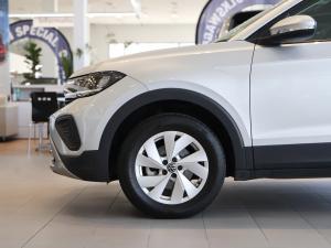 Volkswagen T-Cross 1.0TSI auto - Image 3