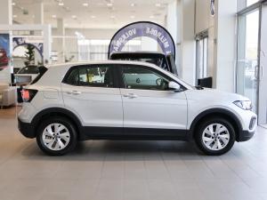 Volkswagen T-Cross 1.0TSI auto - Image 4