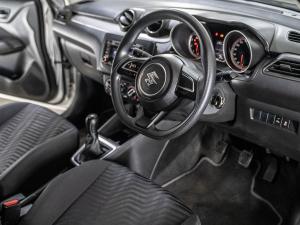 Suzuki Swift 1.2 GL manual - Image 17
