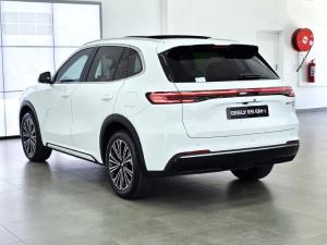 Geely E5 EM-i Apex - Image 13