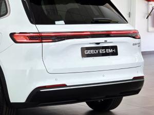 Geely E5 EM-i Apex - Image 17