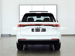 Geely E5 EM-i Apex - Image 32
