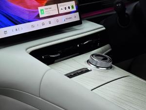 Geely E5 EM-i Apex - Image 6