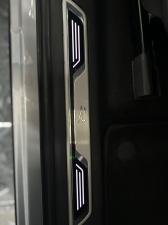 Volkswagen Touareg V6 TDI Luxury - Image 17