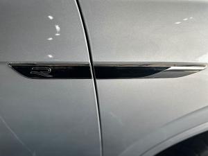 Volkswagen Touareg V6 TDI Luxury - Image 20