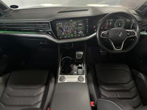 Volkswagen Touareg V6 TDI Luxury - Image 3