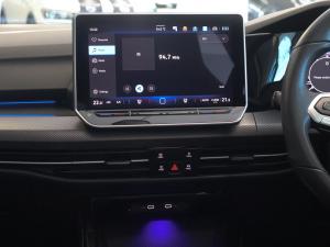 Volkswagen Golf 1.4TSI R-Line Plus - Image 20