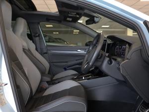 Volkswagen Golf 1.4TSI R-Line Plus - Image 29