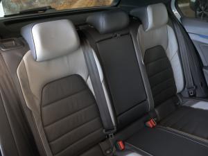 Volkswagen Golf 1.4TSI R-Line Plus - Image 31