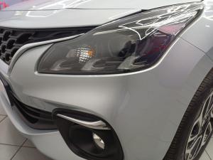 Suzuki Baleno 1.5 GLX manual - Image 13