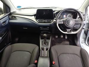 Suzuki Baleno 1.5 GLX manual - Image 16