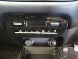 Suzuki Baleno 1.5 GLX manual - Image 18