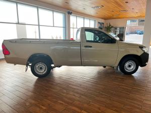 Toyota Hilux 2.0 single cab S (aircon) - Image 10