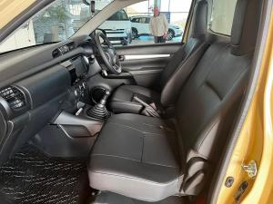 Toyota Hilux 2.0 single cab S (aircon) - Image 13