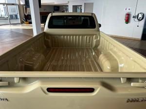 Toyota Hilux 2.0 single cab S (aircon) - Image 8
