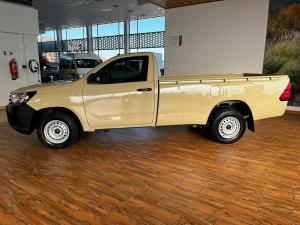 Toyota Hilux 2.0 single cab S (aircon) - Image 9