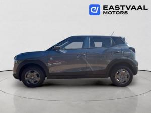 Mahindra XUV 3XO 1.2T MX2 auto - Image 4