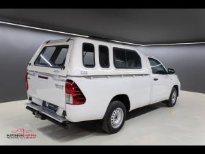 Toyota Hilux 2.0 (aircon) - Image 2