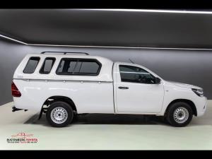 Toyota Hilux 2.0 (aircon) - Image 3