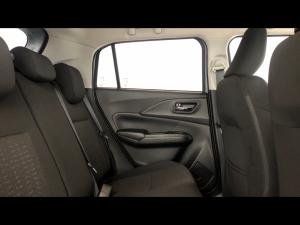 Suzuki Swift 1.2 GL - Image 12
