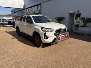 Toyota Hilux 2.4GD-6 Xtra cab Raider auto - Image 1