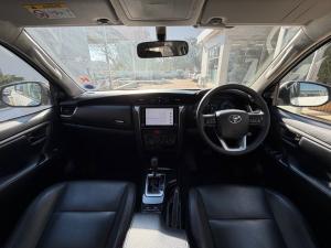 Toyota Fortuner 2.4GD-6 auto - Image 6