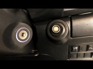 Toyota Hilux 2.4GD-6 single cab 4x4 Raider manual - Image 16