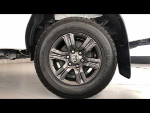 Toyota Hilux 2.4GD-6 single cab 4x4 Raider manual - Image 19