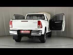 Toyota Hilux 2.4GD-6 single cab 4x4 Raider manual - Image 24