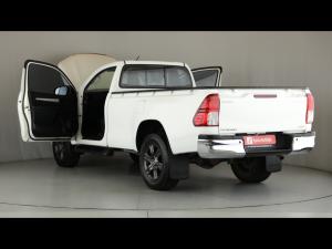 Toyota Hilux 2.4GD-6 single cab 4x4 Raider manual - Image 25