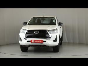 Toyota Hilux 2.4GD-6 single cab 4x4 Raider manual - Image 4