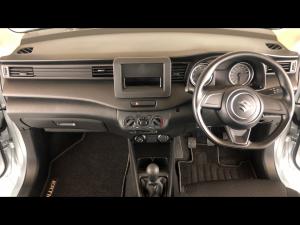 Suzuki Ertiga 1.5 GA - Image 6