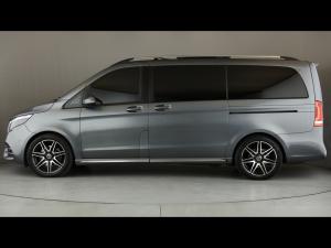 Mercedes-Benz V-Class V300d Exclusive - Image 22