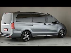 Mercedes-Benz V-Class V300d Exclusive - Image 2
