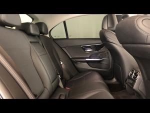 Mercedes-Benz C-Class C220d Avantgarde - Image 12