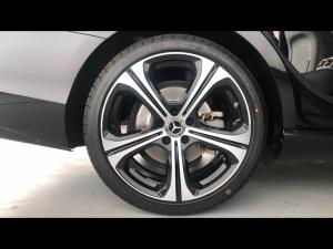 Mercedes-Benz C-Class C220d Avantgarde - Image 20