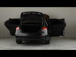 Mercedes-Benz C-Class C220d Avantgarde - Image 24