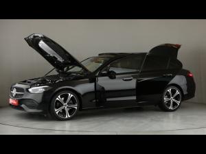Mercedes-Benz C-Class C220d Avantgarde - Image 27