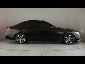Mercedes-Benz C-Class C220d Avantgarde - Image 3