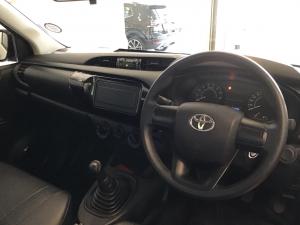 Toyota Hilux 2.0 single cab S (aircon) - Image 8