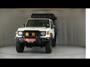 Toyota Land Cruiser 79 2.8GD-6 double cab auto - Image 4