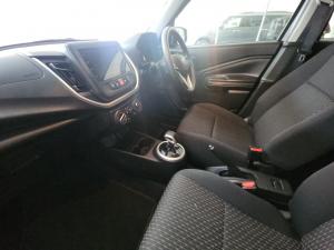 Toyota Vitz 1.0 XR auto - Image 7