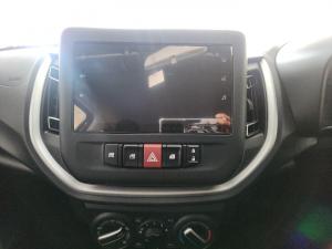 Toyota Vitz 1.0 XR auto - Image 11